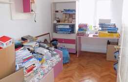  Apartament cu 4 camere decomandate, 110 mp, garaj, parcare, zona Spitalului de Recuperare