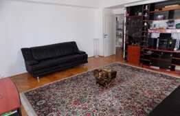  Apartament cu 4 camere decomandate, 110 mp, garaj, parcare, zona Spitalului de Recuperare