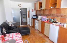  Apartament cu 4 camere decomandate, 110 mp, garaj, parcare, zona Spitalului de Recuperare