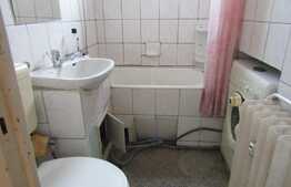 Apartament 3 camere, 47 mp, boxa subsol, zona strazii Primaverii