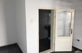 Birou cu acces din strada in zona centrala