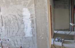 3 camere, 77,25 mp, terasa 32.16 mp, semifinisat, etaj intermediar