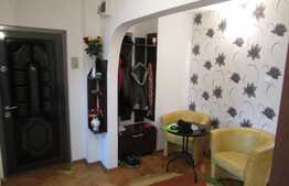 Vanzare  3 camere decomandate, 65,47 mp, 2 boxe subsol, zona Kaufland