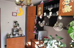 Vanzare  3 camere decomandate, 65,47 mp, 2 boxe subsol, zona Kaufland