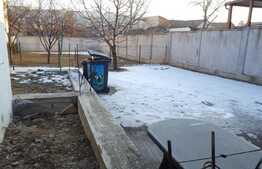 De vanzare casa individuala 90 mp, 600 mp teren, front 12 ml, zona linistita!