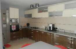 Casa individuala 250 mp, teren de 400 mp! Finisaje lux! Zona de case!