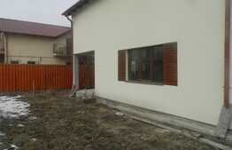 De vanzare casa individuala, 132 mp, teren de 365 mp! Zona de case!