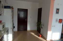 3 camere, 58 mp, parcare, boxa la subsol, zona Restaurantului Regal