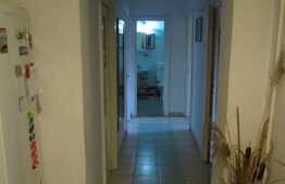 Vanzare apartament 3 camere, 65 mp, decomandat, zona Kaufland