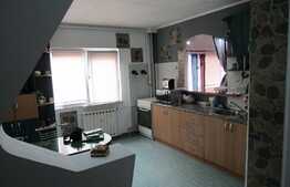 Vanzare apartament 3 camere, 74 mp, boxa subsol, zona Calea Dorobantilor