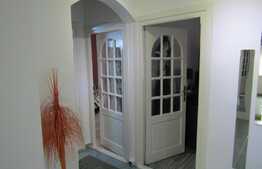 Vanzare apartament 3 camere, 74 mp, boxa subsol, zona Calea Dorobantilor