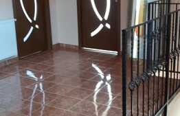 Casa individuala, 300 mp, curte de 400 mp, zona linistita! Locuri de parcare incluse