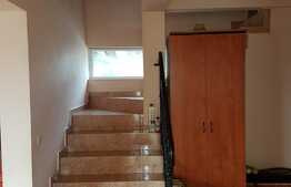 Casa individuala, 300 mp, curte de 400 mp, zona linistita! Locuri de parcare incluse