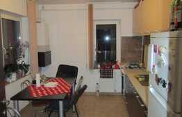 Penthouse 100 mp, terasa 44,28 mp, garaj subteran, zona Clujana