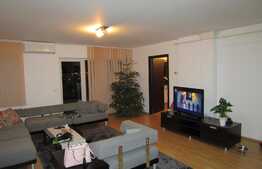 Penthouse 100 mp, terasa 44,28 mp, garaj subteran, zona Clujana