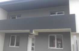 Apartament in triplex, 120 mp, teren de 150 mp! Zona de case!