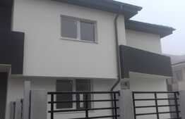 Triplex de vanzare, 120 mp, teren de 150 mp! Zona de case!