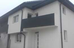 Triplex de vanzare, 120 mp, teren de 150 mp! Zona de case!