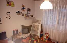 Apartament 3 camere, 64 mp, decomandat, parcare, boxa la subsol, zona Casa Radio