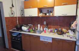 Mansarda inalta 2 camere, 49 mp! Mobilat si utilat! Parcare! Zona strazii Porii!