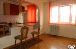 De vanzare apartament cu 3 camere , 72 mp, bloc izolat termic, zona tarnita