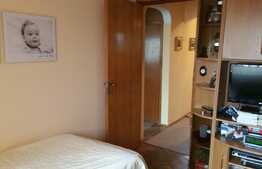 Apartament 3 camere, 67 mp, decomandat, garaj, boxa, zona Piata Cipariu
