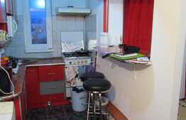 2 camere, 38 mp, etaj intermediar, zona strazii Ariesului