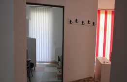 2 camere, 51 mp, decomandat, pretabil si pentru actvitati comerciale, zona Porii