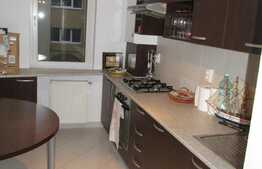 Garsoniera confort sporit, decomandata, 39.5 mp, balcon! Parcare! Zona Florilor