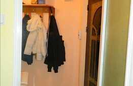 1 camera de vanzare, 28 mp + boxa pentru depozitare, in zona Complex Big