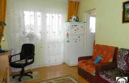 1 camera de vanzare, 28 mp + boxa pentru depozitare, in zona Complex Big