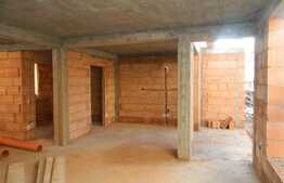 Vanzare duplex semifinisat, 120 mp utili, teren de 250 mp! Zona usor accesibila