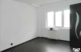 Garsoniera de vanzare, 28 mp,  cu boxa pentru depozitare,  in zona Negoiu