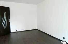 Garsoniera de vanzare, 28 mp,  cu boxa pentru depozitare,  in zona Negoiu