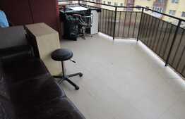 De vanzare apartament 3 camere, 56 mp! Terasa de 17 mp! Zona strazii Stejarului!