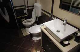 De vanzare apartament 3 camere, 56 mp! Terasa de 17 mp! Zona strazii Stejarului!