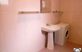 Vanzare 2 camere, 55 mp, zona Grand Hotel Italia, imobil tip vila