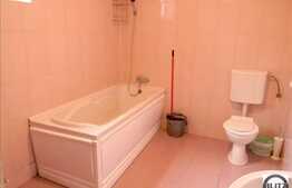 Vanzare 2 camere, 55 mp, zona Grand Hotel Italia, imobil tip vila