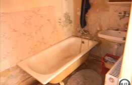 Apartament in zona Inspectoratului de Politie, la casa/vila, 110 mp, 3 camere