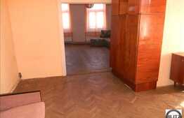 Apartament in zona Inspectoratului de Politie, la casa/vila, 110 mp, 3 camere