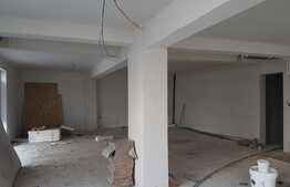 Spatiu comercial de vanzare, 92 mp, open space, parcare, zona Leroy Merlin