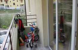 De vanzare 3 camere, 60 mp utili, in zona strazii Stejarului