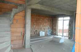 Duplex de vanzare cu 120 mp utili, semifinisat! Finalizat in 2015! Zona de case!