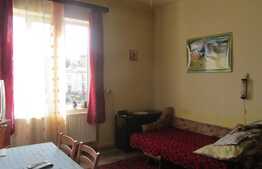  2 camere, 80 mp utili, boxa la subsol, zona Casa de Cultura a Studentilor