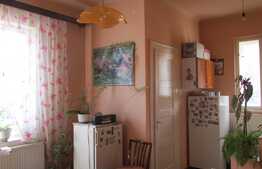  2 camere, 80 mp utili, boxa la subsol, zona Casa de Cultura a Studentilor