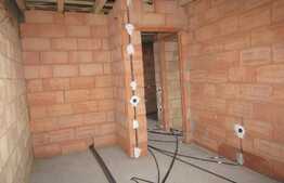 Duplex 4 camere, 115 mp, teren de 200 mp!