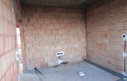 Duplex 4 camere, 115 mp, teren de 200 mp!