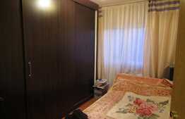 Apartament de vanzare 3 camere, decomandat, 65 mp, zona Kaufland