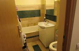 Apartament de vanzare 3 camere, decomandat, 65 mp, zona Kaufland