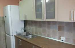 De vanzare apartament 3 camere, 64 mp, decomandat, zona Lidl
